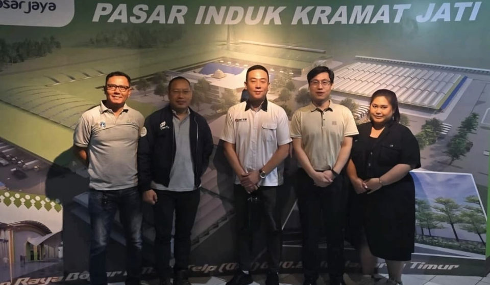 cover pasar induk kramat jati